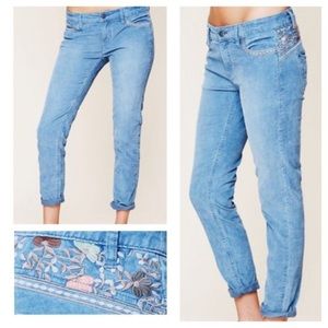 Free people embroidered corduroy skinny jean sz.26